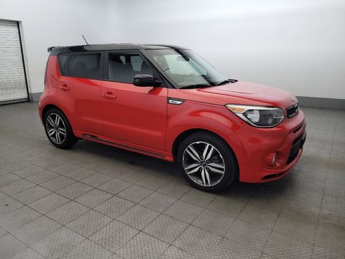 Used 2019 Kia Soul + image 11