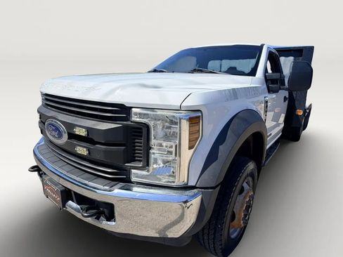 Used 2019 Ford F550 2WD Regular Cab Super Duty image 7