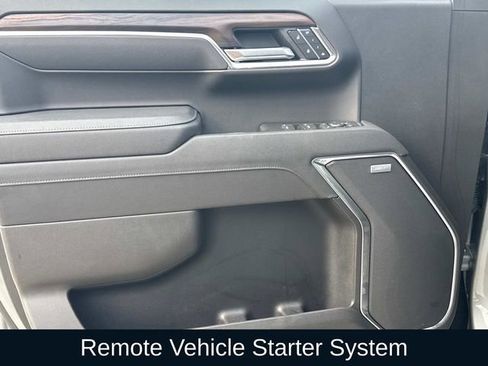Used 2025 GMC Sierra 1500 SLT image 26