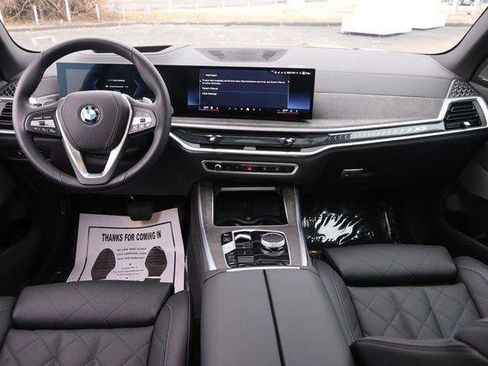 Used 2025 BMW X5 xDrive40i w/ Climate Comfort Package image 20