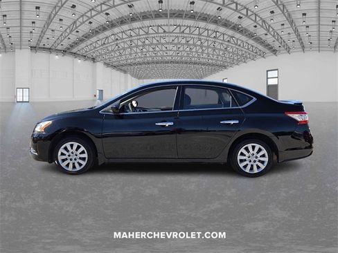 Used 2015 Nissan Sentra S image 4