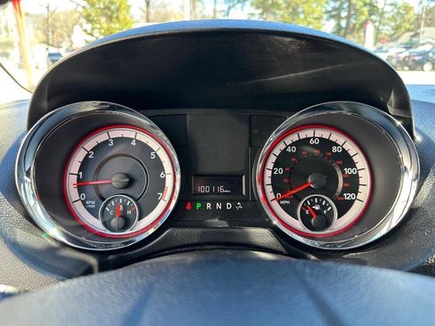 Used 2013 Dodge Grand Caravan SE image 22