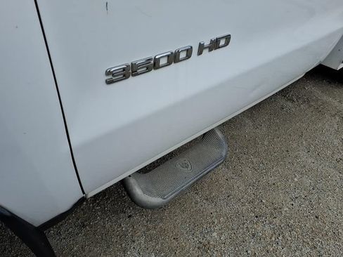 Used 2015 Chevrolet Silverado 3500 W/T RWD image 10