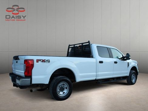 Used 2022 Ford F250 XL w/ Power Equipment Group image 5