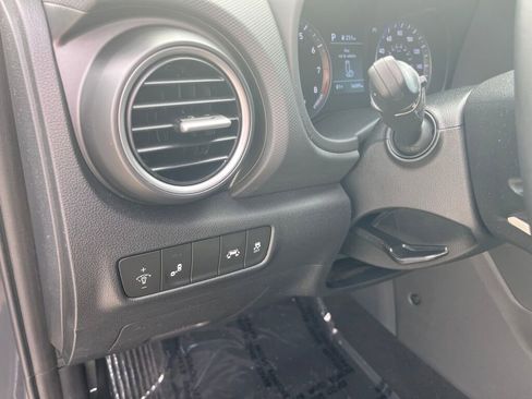 Used 2019 Hyundai Kona SEL w/ SEL Tech Package 02 image 13
