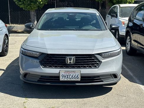 Used 2023 Honda Accord Sport image 3