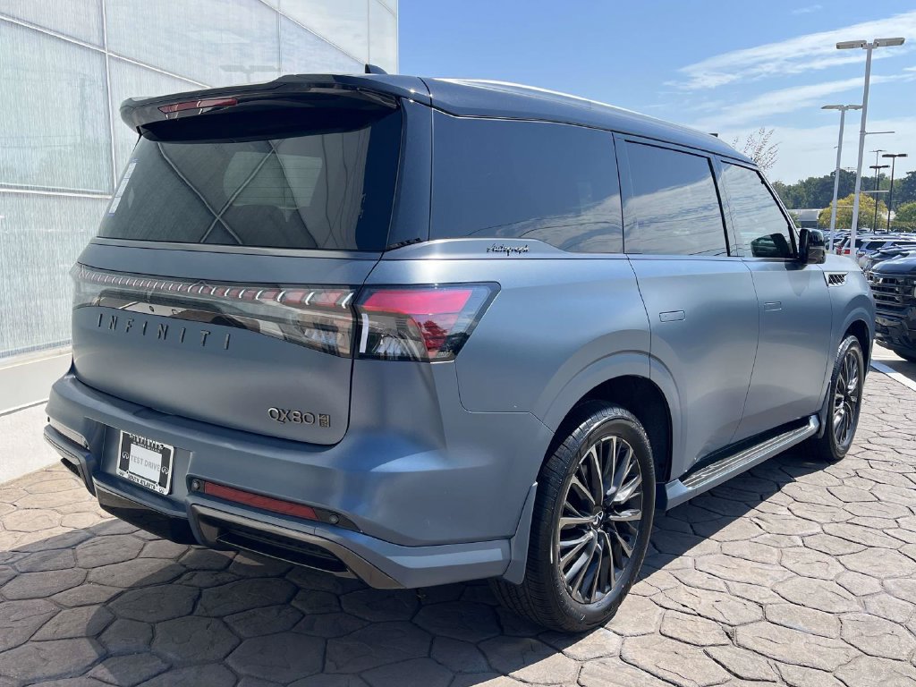 New 2026 INFINITI QX80 Autograph w/ Premium Cargo Package AWD/4WD image 3