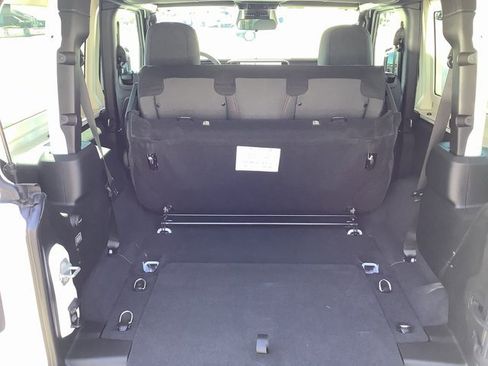 New 2025 Jeep Wrangler Rubicon w/ Xtreme 35 Tire Package image 27