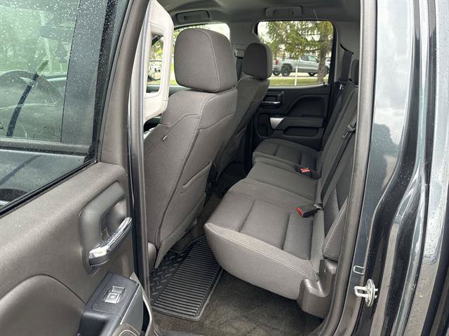 Used 2018 Chevrolet Silverado 1500 LT AWD/4WD image 16