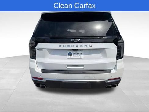 Used 2025 Chevrolet Suburban High Country AWD/4WD image 4