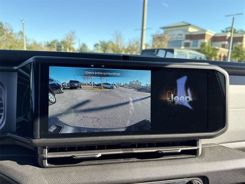 New 2026 Jeep Gladiator Sport image 22