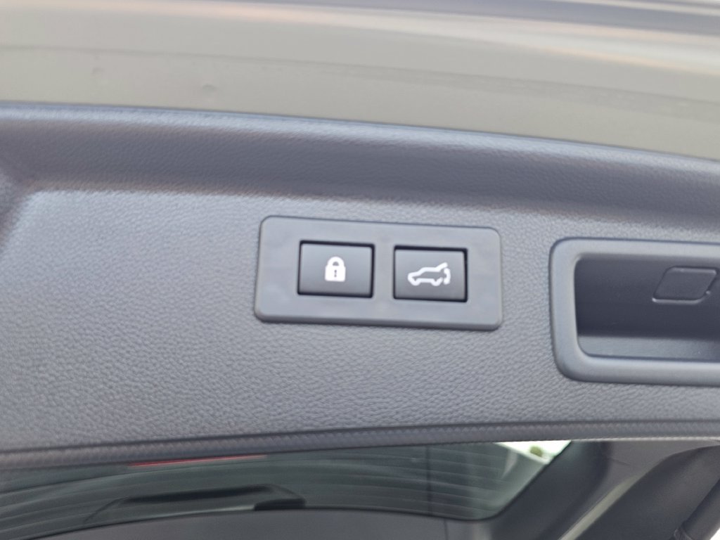 Used 2021 Subaru Forester Touring AWD/4WD image 11