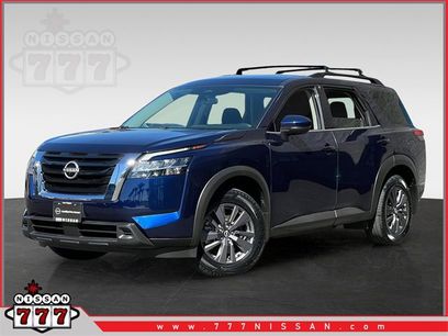 Certified 2022 Nissan Pathfinder SV