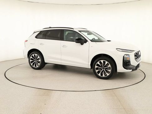 New 2026 Audi Q3 quattro 2.0T AWD/4WD image 9