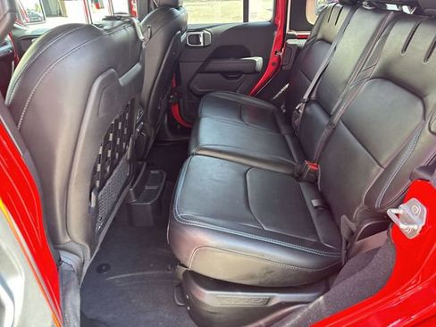 Used 2021 Jeep Wrangler Unlimited Rubicon 4xe w/ Steel Bumper Group image 14