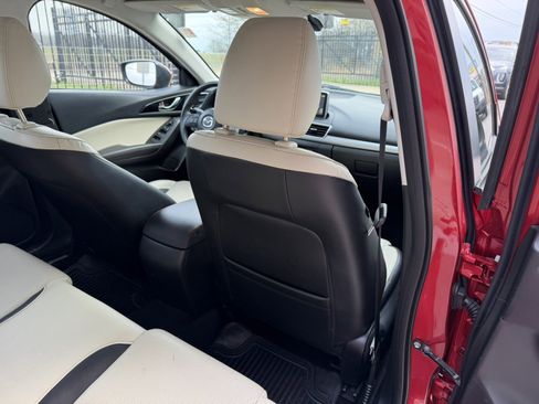 Used 2014 MAZDA MAZDA3 s Grand Touring image 16