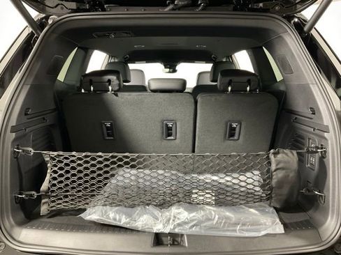 New 2026 Buick Enclave Sport Touring w/ Power Package AWD/4WD image 38