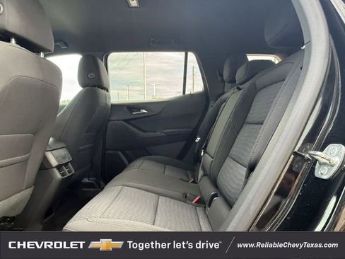 Used 2026 Chevrolet Equinox LT FWD image 30
