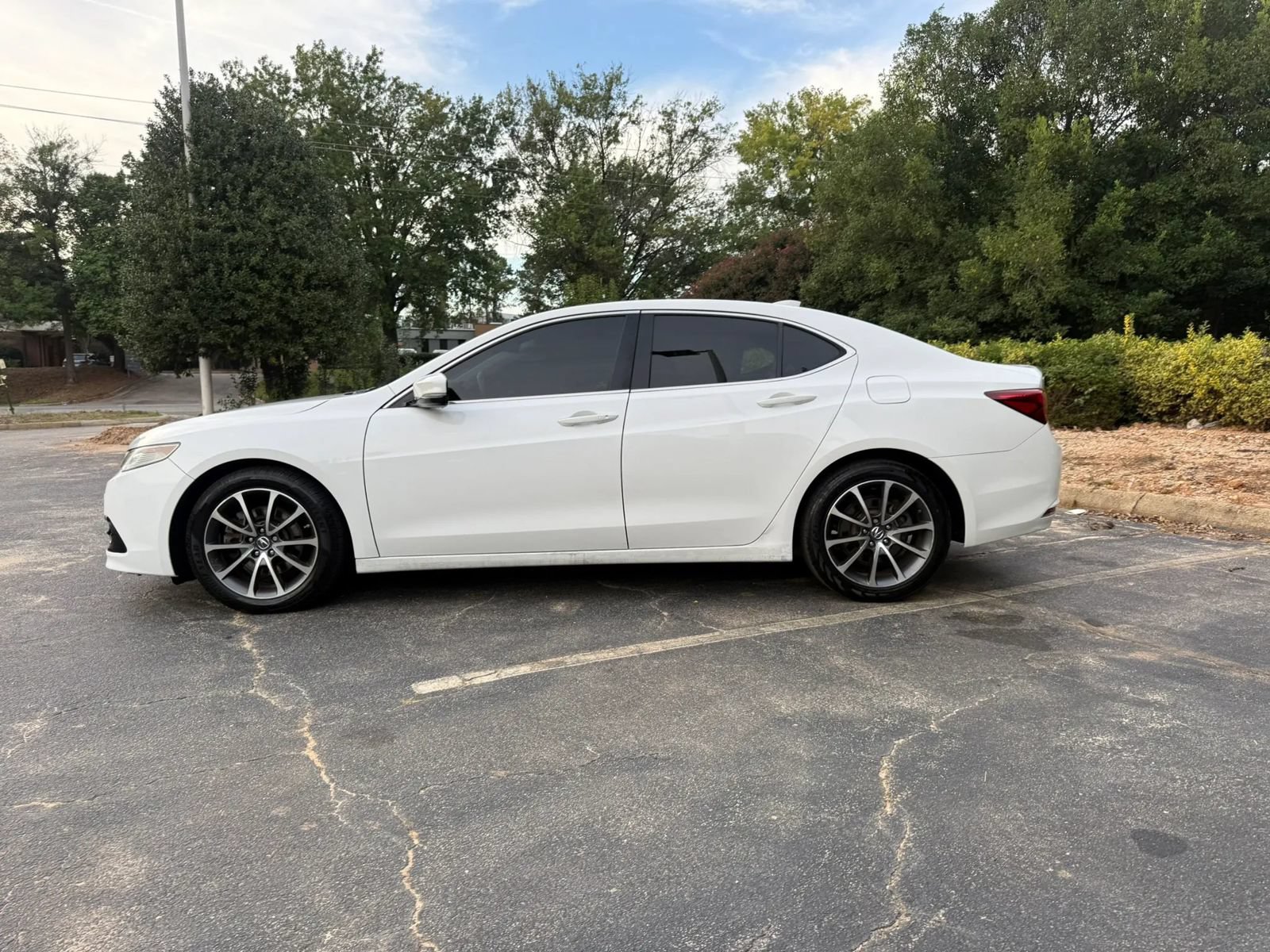 Used 2016 Acura TLX w/ Advance Package AWD/4WD image 4