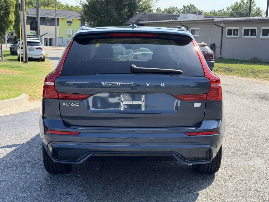 Used 2024 Volvo XC60 T8 Plus w/ Protection Package Premier AWD/4WD image 21