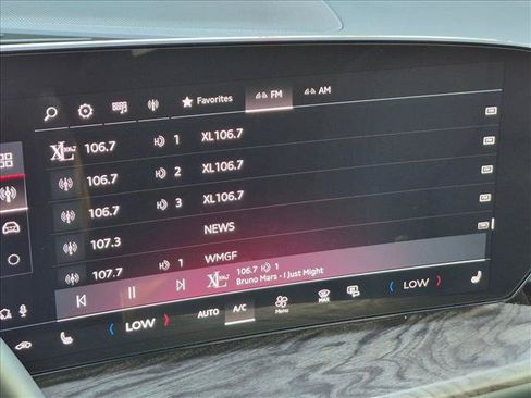 Certified 2025 Audi Q5 Premium w/ Convenience Package AWD/4WD image 14