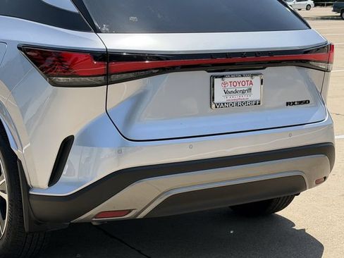 Used 2025 Lexus RX 350 Premium w/ Accessory Package (Z1) FWD image 6