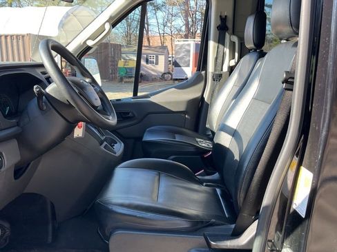 Used 2020 Ford Transit 350 XL image 7