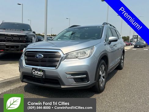 Used 2020 Subaru Ascent Premium w/ Convenience Package AWD/4WD image 3