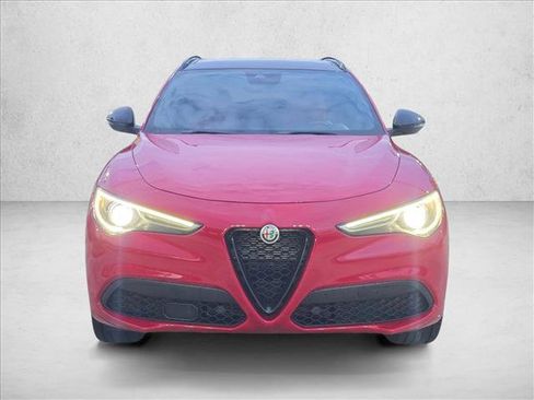 Used 2022 Alfa Romeo Stelvio Veloce AWD/4WD image 2