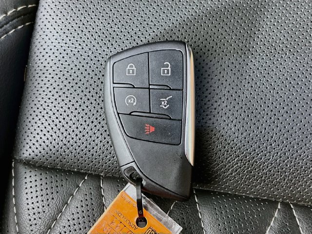 Used 2023 Buick Envision Avenir AWD/4WD image 13