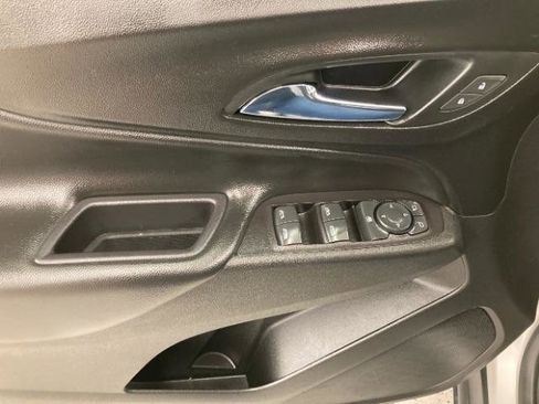 Used 2019 Chevrolet Equinox LT AWD/4WD image 31