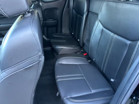 Used 2022 Ford Ranger Lariat w/ Equipment Group 501A High image 13