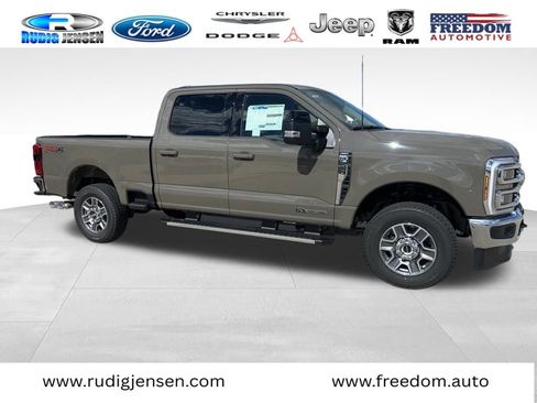 New 2026 Ford F250 Lariat w/ FX4 Off-Road Package image 3
