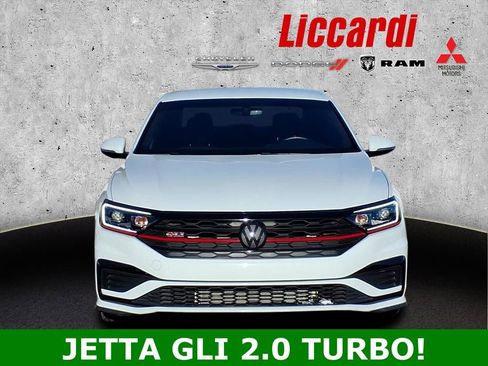 Used 2021 Volkswagen Jetta GLI image 2