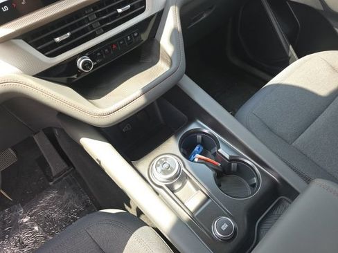 New 2026 Ford Explorer Active AWD/4WD image 21