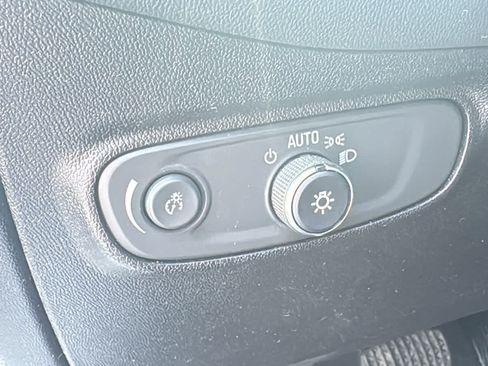 Certified 2019 Chevrolet Equinox LT FWD image 9