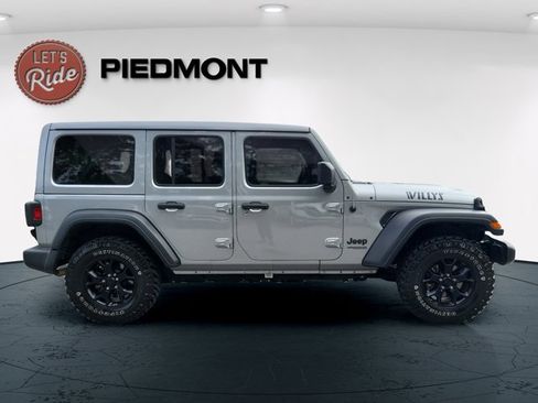 Certified 2021 Jeep Wrangler Unlimited Sport image 6