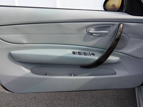 Used 2009 BMW 128i Convertible RWD image 81