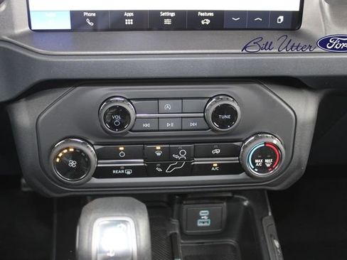 New 2025 Ford Bronco 4-Door image 13