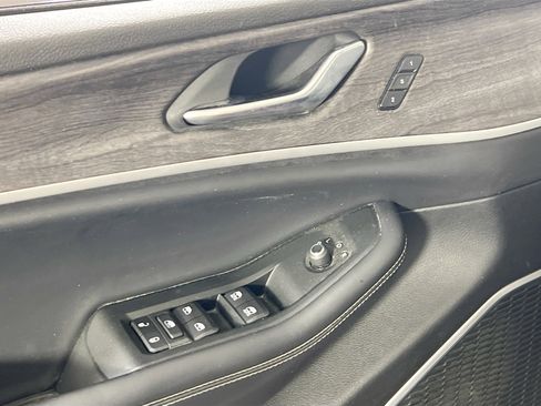 Used 2021 Jeep Grand Cherokee L Limited image 17