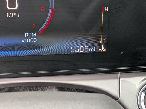 Certified 2025 Chevrolet Trax LT w/ LT Convenience Package image 25