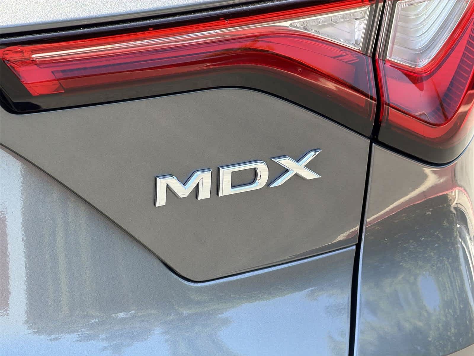 Used 2024 Acura MDX w/ Technology Package FWD image 8