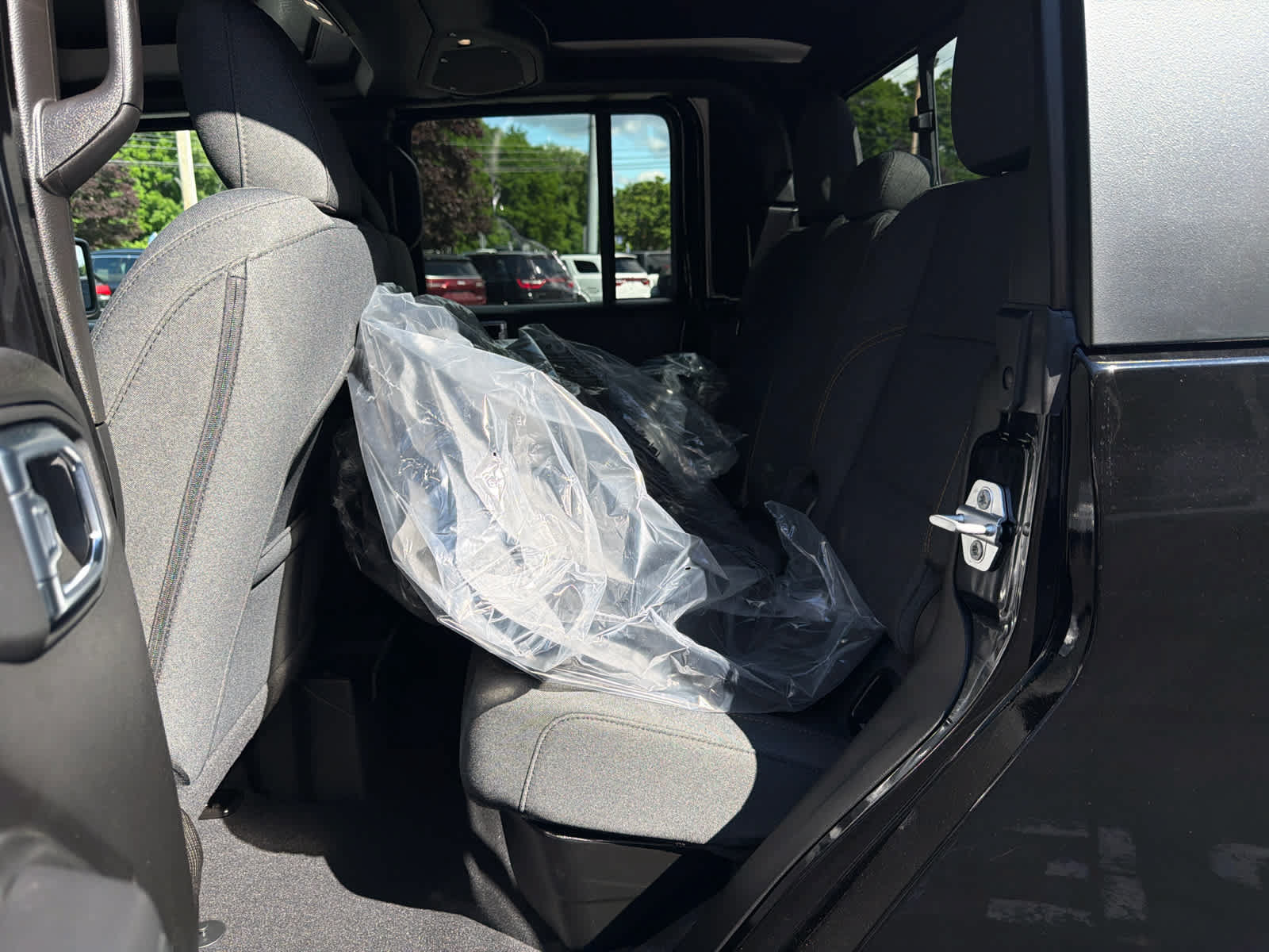 New 2026 Jeep Gladiator Sport AWD/4WD image 10