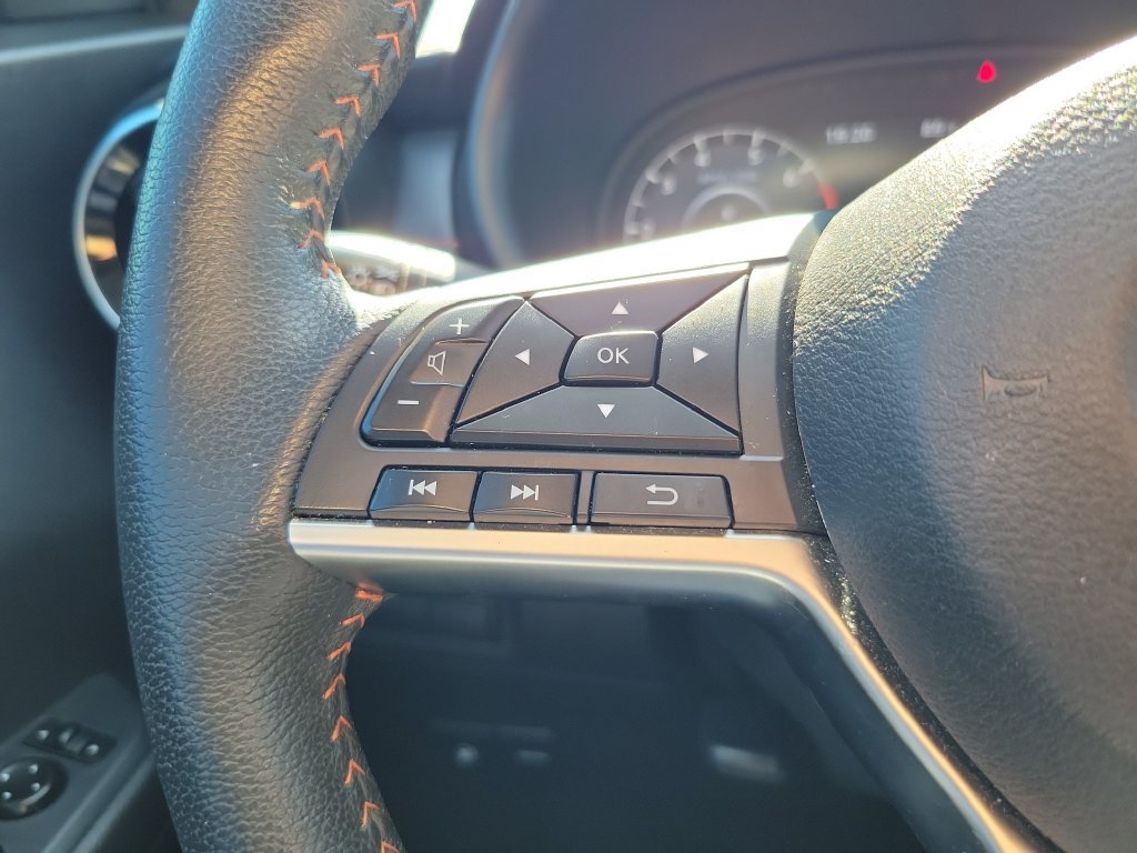 Certified 2023 Nissan Kicks SR w/ SR Premium Package FWD image 21