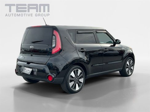 Used 2016 Kia Soul ! w/ Premium Package image 7