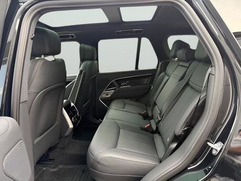 Certified 2023 Land Rover Range Rover SE image 21