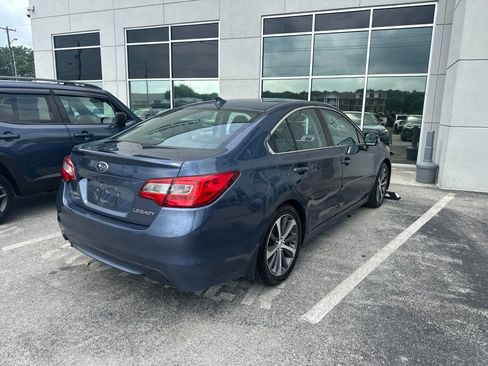 Used 2016 Subaru Legacy 2.5i Limited AWD/4WD image 3