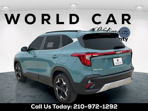 Used 2025 Kia Seltos EX w/ EX Sunroof Package FWD image 5