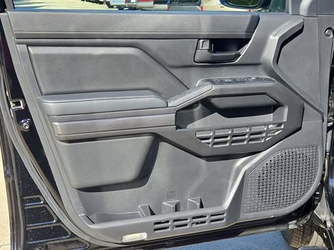 Certified 2025 Toyota Tacoma SR5 image 11