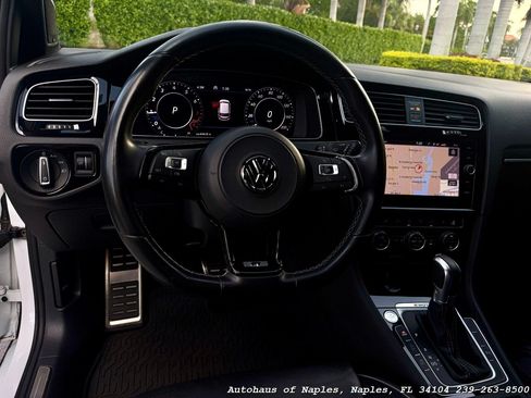 Used 2018 Volkswagen Golf 4-Door AWD/4WD image 13